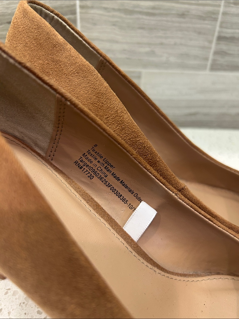 A New Day Classic Pointed-Toe Pump in Cognac Suede Size 8 - Picture 5 of 6